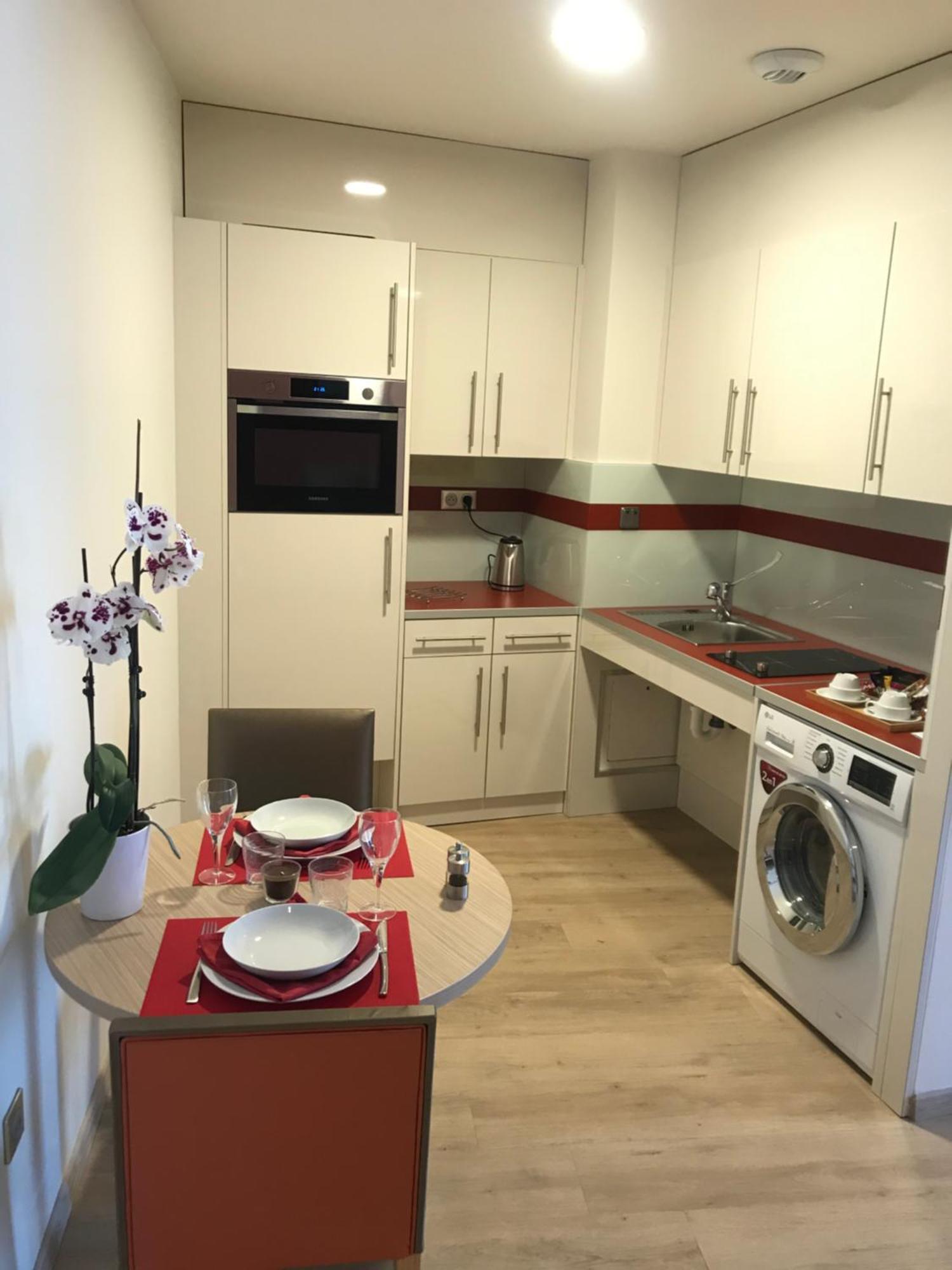 Zenao Montreuil- Croix De Chavaux Appartement Montreuil  Buitenkant foto