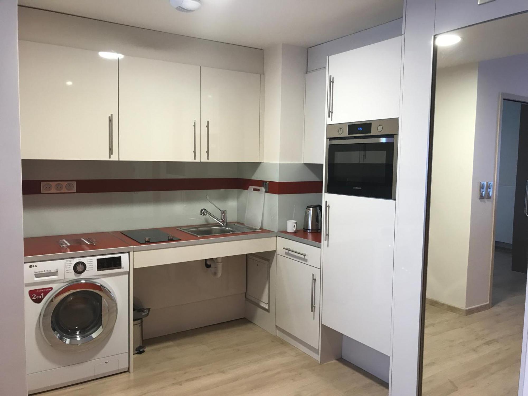 Zenao Montreuil- Croix De Chavaux Appartement Montreuil  Buitenkant foto