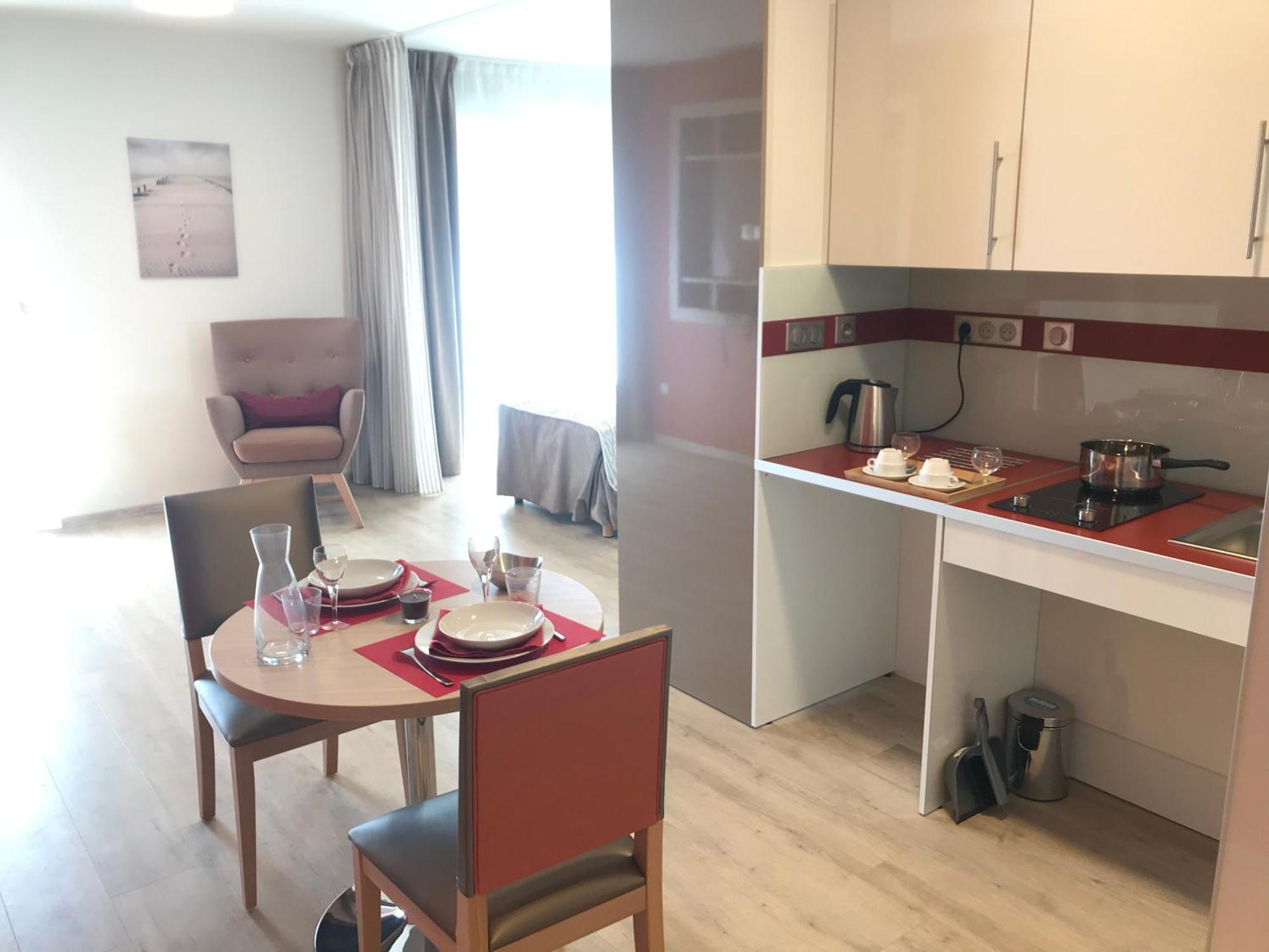 Zenao Montreuil- Croix De Chavaux Appartement Montreuil  Buitenkant foto