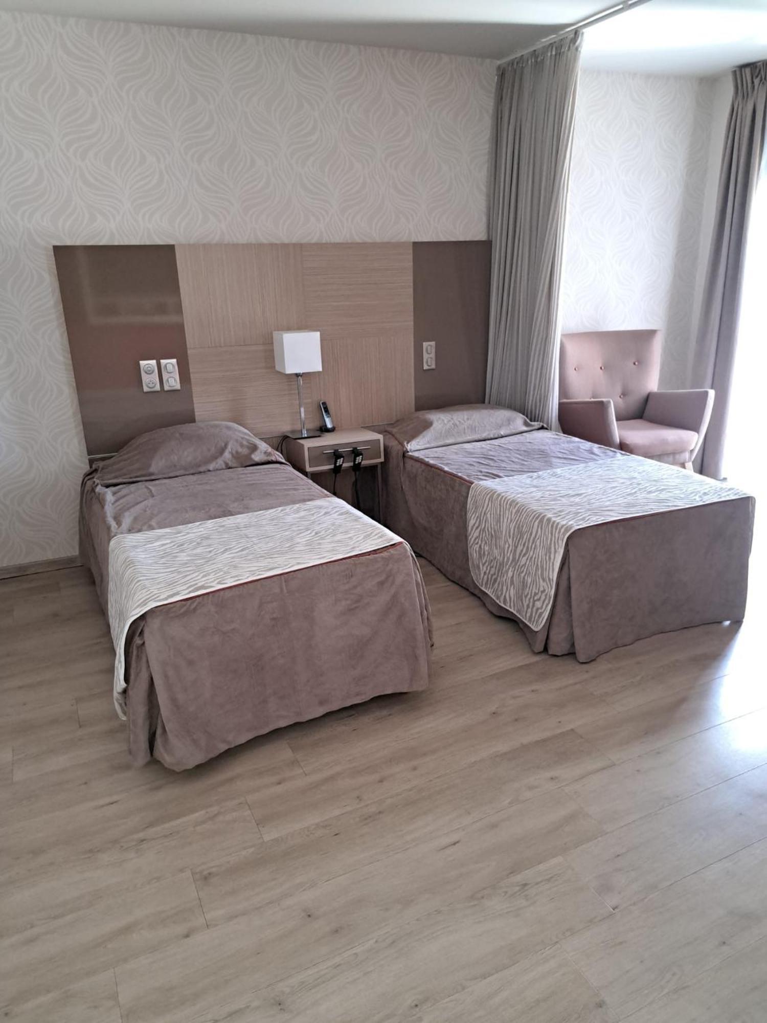 Zenao Montreuil- Croix De Chavaux Appartement Montreuil  Buitenkant foto